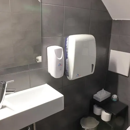 Ξενοδοχείο Ams