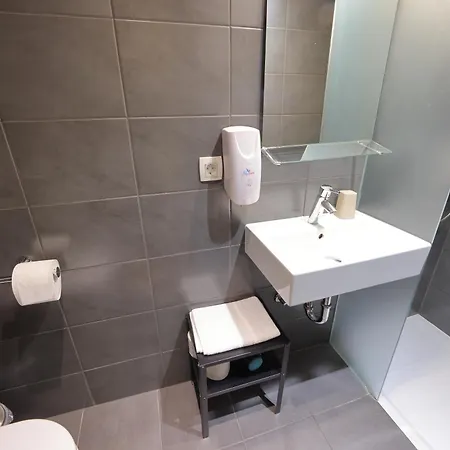 Ams Ξενοδοχείο