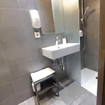 Hotel Ams *